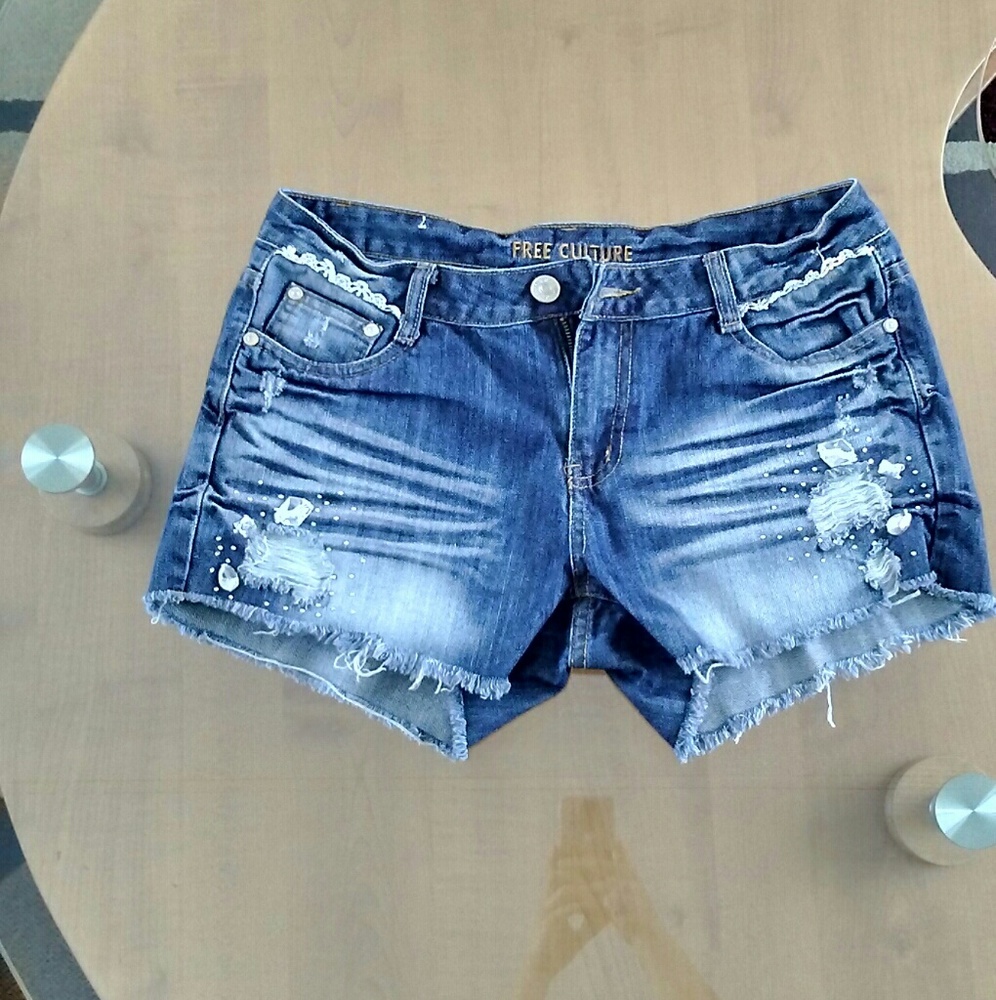 Free Culture Jean Shorts
